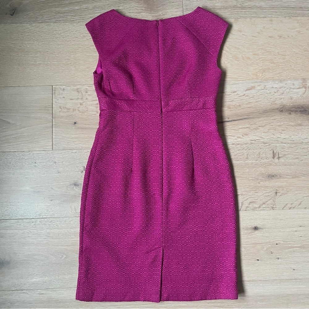 TRINA TURK Pink Keyhole Magenta Pink Tweed Sheath Dress Mid Length Sz 2 *E16 - Picture 3 of 5